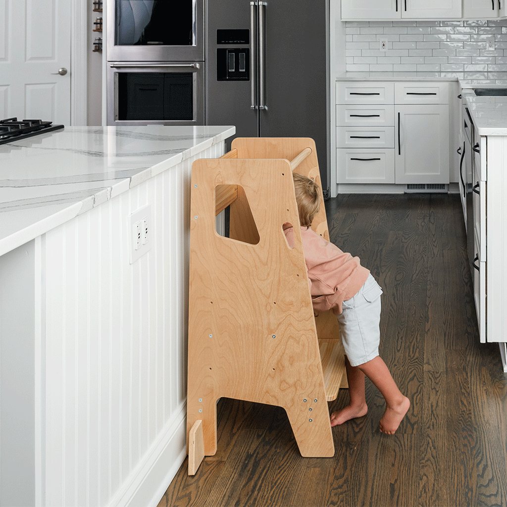 Adjustable Montessori Toddler Tower