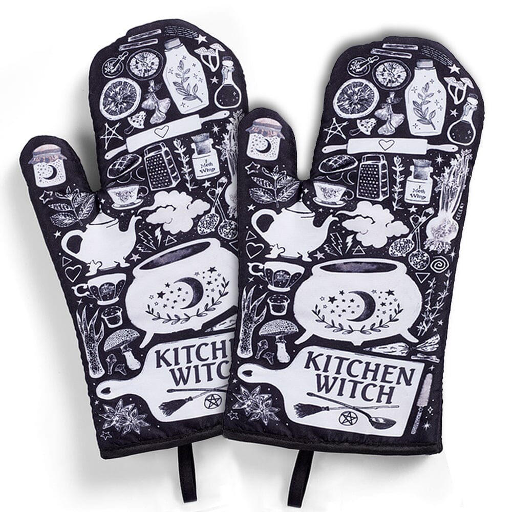 Witchy Bamboo Spoon & Kitchen Mitts