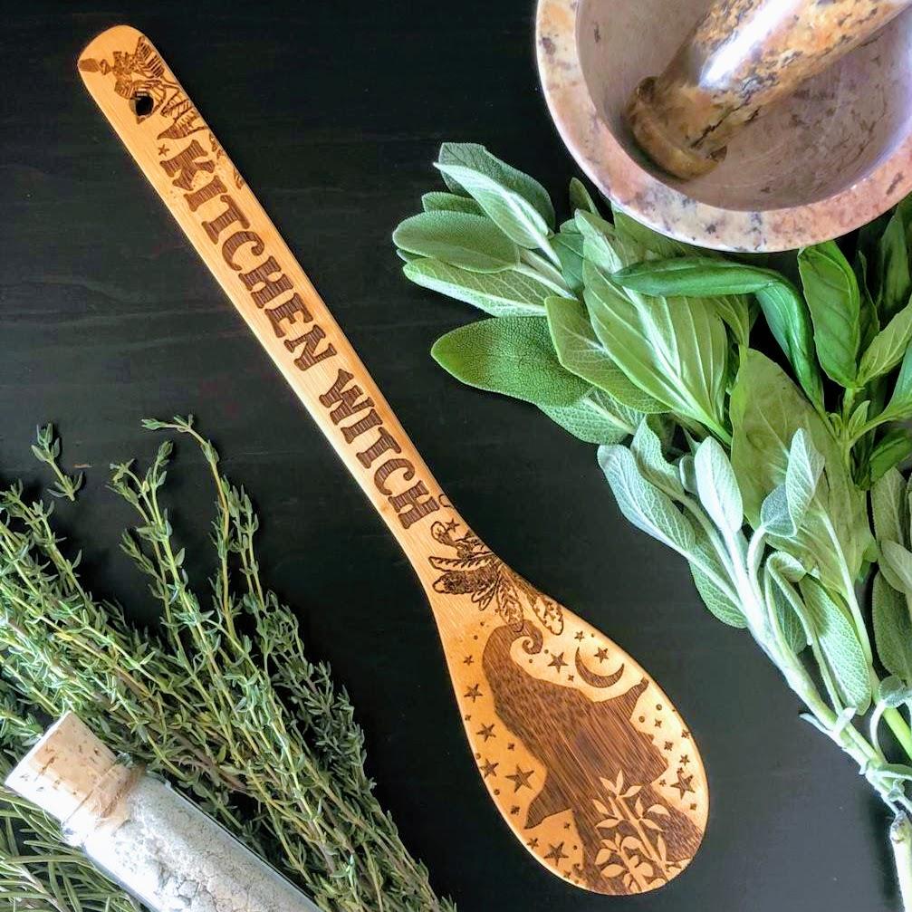 Witchy Bamboo Spoon & Kitchen Mitts