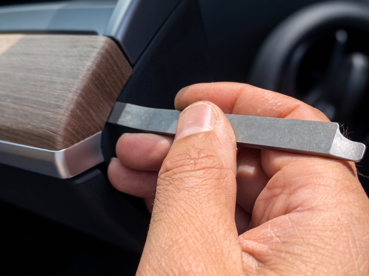 Maratac Titanium Pry & Utility Tool
