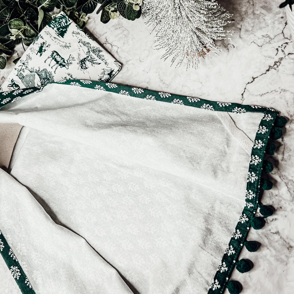 Forest Green Christmas Cotton Dish Towels — Set of 2