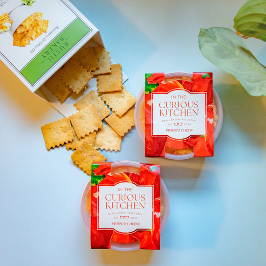 Southern Pimento Cheese & Artisan Crackers Set