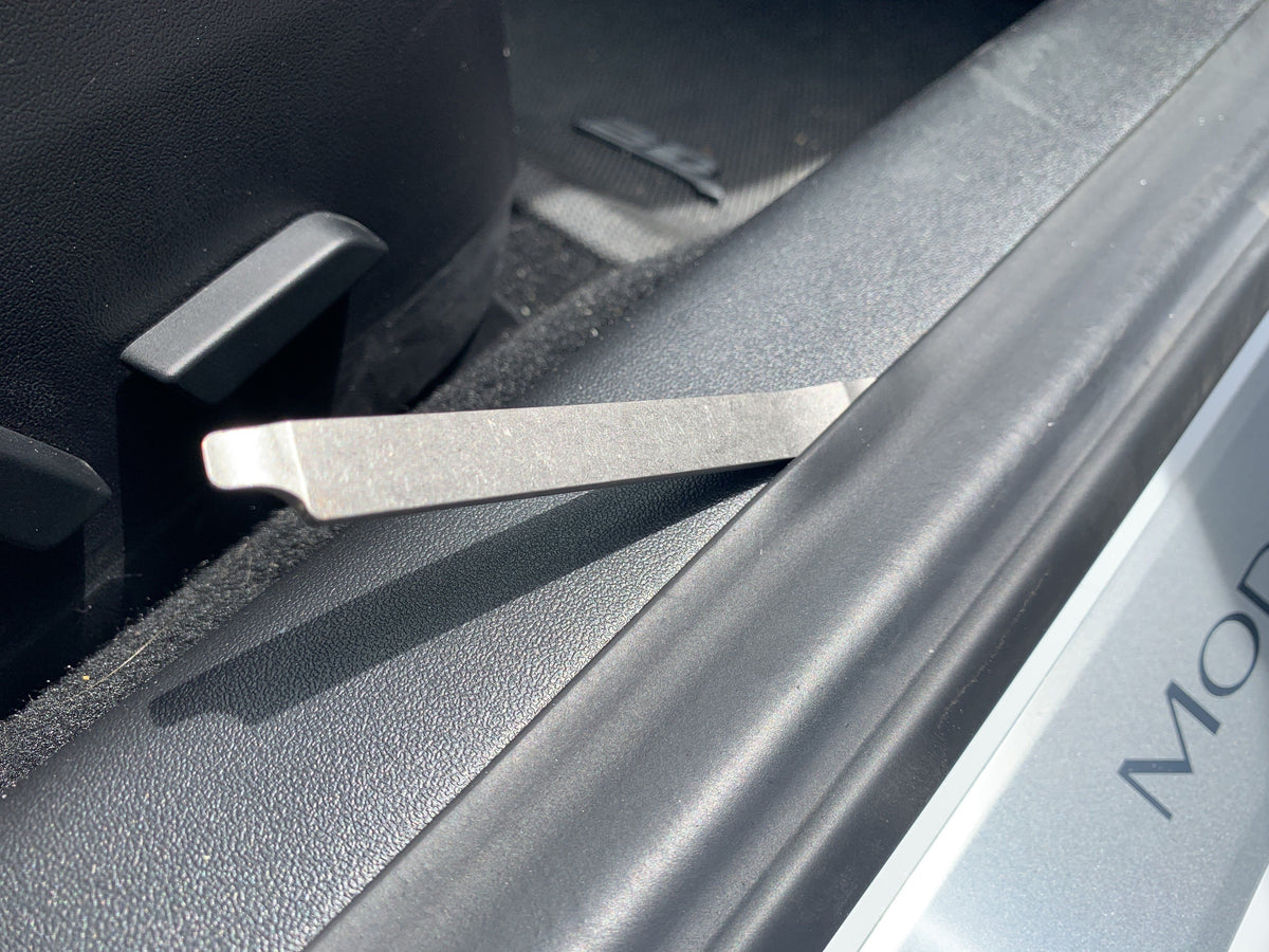 Maratac Titanium Pry & Utility Tool